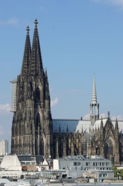 the famous cologne cathedral in the old town
