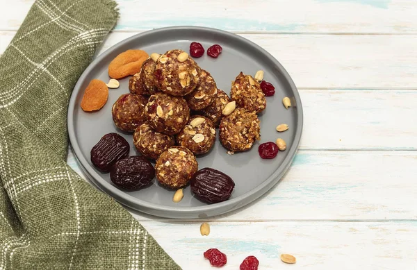 Bolas Energía Caseras Como Desayuno Saludable Aperitivo Pasas Albaricoques Secos — Foto de Stock