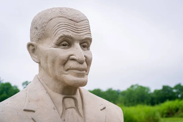 Ulusal Anıtı 'nda George Washington Carver' ın heykeli