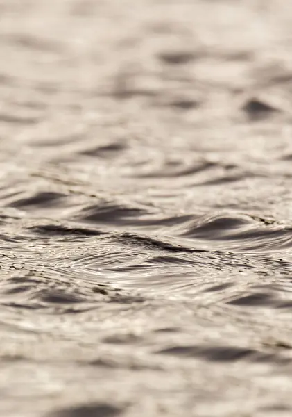 Onde sull'acqua — Foto Stock