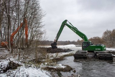 Silt Pekhorka nehrinin Temizleme