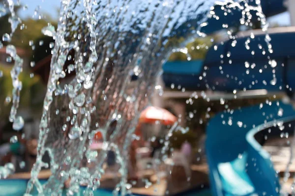 Anında su Şelalesi