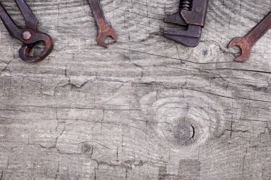 Eski metal iş araçları