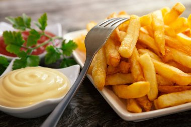 Patates kızartması çatalı, yakın çekim