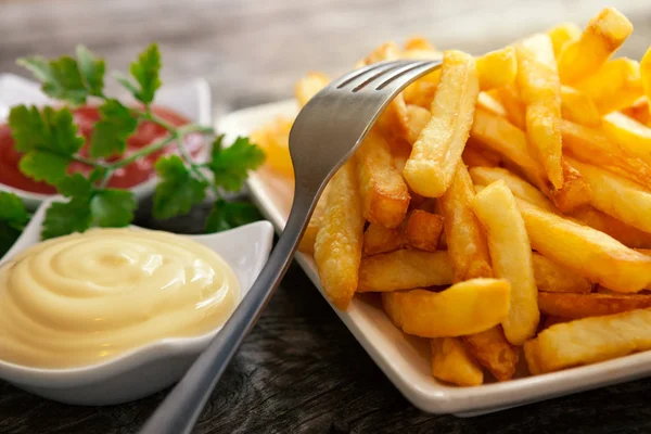 Patates kızartması çatalı, yakın çekim