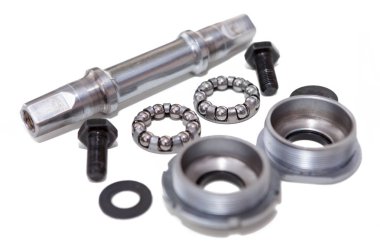 Bisiklet alt bracket, Bisiklet tamiri ve yedek parça