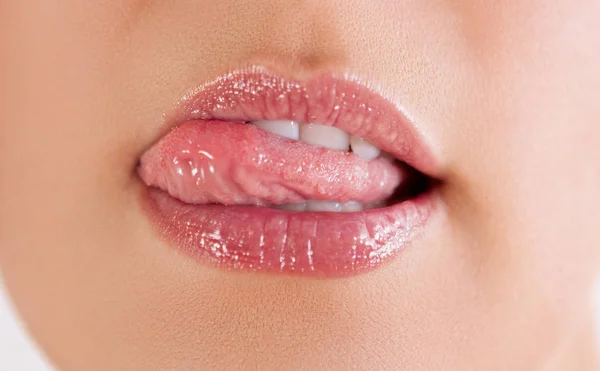 Labios seductores de mujer — Foto de Stock