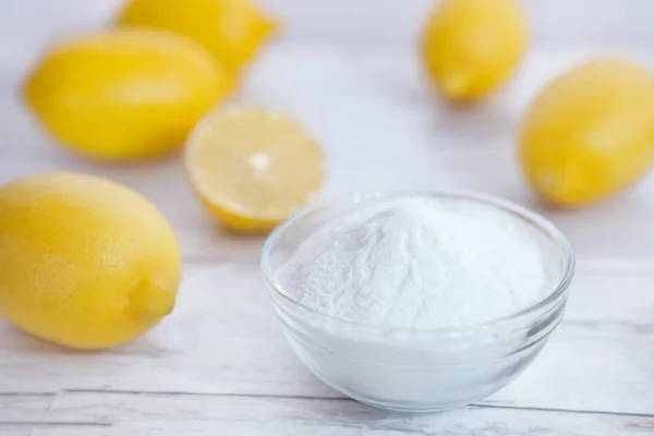 Baking soda and lemon, organic cleaners