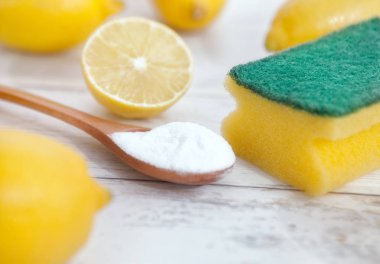 Organik temizlik, limon ve kabartma tozu