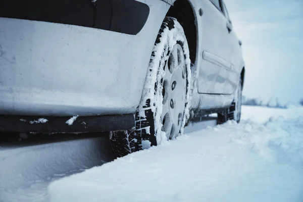겨울 타이어 — 스톡 사진