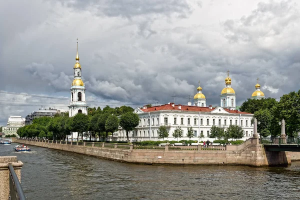 Naval Epiphany kathedraal van St. Nicholas. Sint-Petersburg. Rusland. juli 2019 — Stockfoto