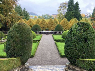 Neo-Barok Teraslı bahçe veya Neubarocken Terrassengarten (Villa Boveri Park veya Parkanlage der Villa Boveri), Baden-Canton of Aargau, Isviçre