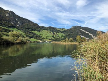 Alpnachersee Gölü, Stansstad - Nidwalden & Canton of Obwalden veya Canton of Obwald, İsviçre