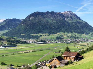 Engelbergertal Vadisi, Yerleşim Stans ve Stanserhorn Dağı, Ennetbrgen Kantonu - İsviçre