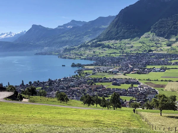 Települési Ennetburgen Vagy Ennetbuergen Luzerne Partján Engelbergertal Völgy Végén Nidwalden — Stock Fotó