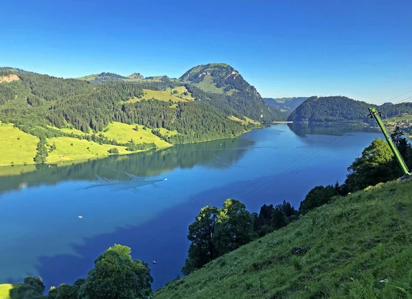 Märchenhaftes Idyllisches Motiv Vom Wagitalersee Oder Vom Waegitalersee Talwagital Innerthal — Stockfoto