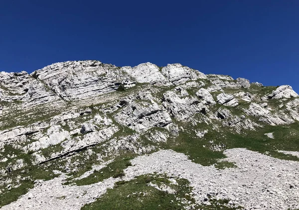Montanha Schiberg Acima Vale Lago Wagital Alpino Wagitalersee Waegitalersee Innerthal — Fotografia de Stock