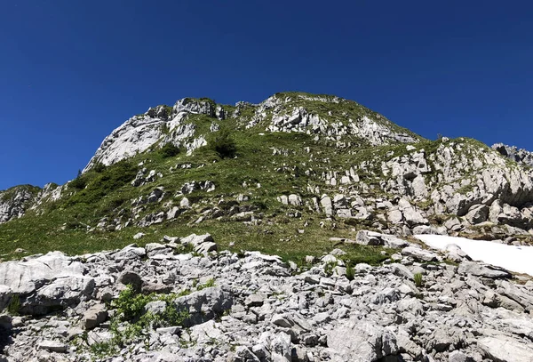 Schiberg Montaña Sobre Valle Wagital Lago Alpino Wagitalersee Waegitalersee Innerthal —  Fotos de Stock