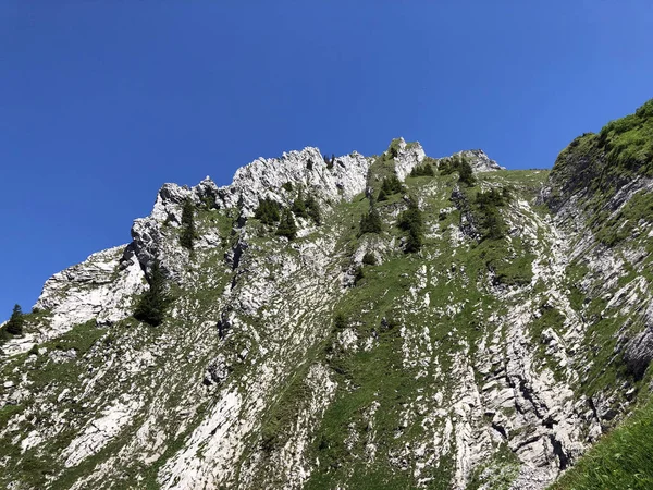 Pietrele Stâncile Vârfurilor Alpine Deasupra Văii Wagital Sau Waegital Lacului — Fotografie, imagine de stoc