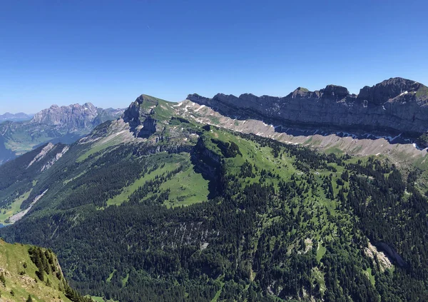 Panoramas Impressionantes Dos Picos Situados Entre Vales Alpinos Oberseetal Waegital — Fotografia de Stock