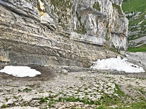 Piedras Rocas Los Picos Alpinos Sobre Valle Wagital Waegital Lago —  Fotos de Stock