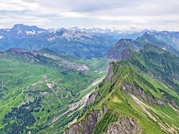 Panorama Van Bergtoppen Diethelm Turner Gelegen Tussen Het Sihltal Wagitale — Stockfoto