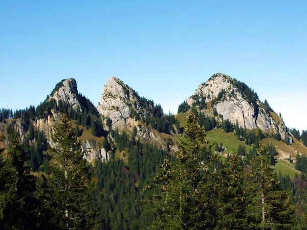 Alpine Mountain Peaks Haederenberg Haderenberg Thur River Valley Toggenburg Region — Stockfoto