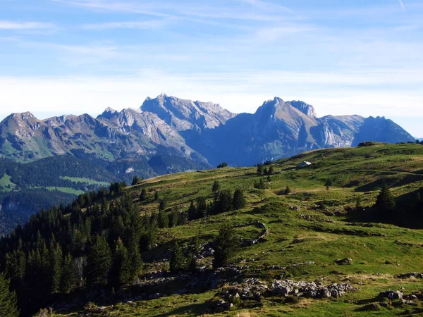 Uitzicht Alpstein Bereik Van Churfirsten Alpine Bereik Regio Toggenburg Starkenbach — Stockfoto