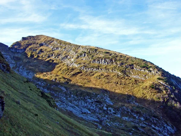 Alpine Bergleistchamm Oberhalb Des Wahlensees Und Churfirsten Gebirge Starkenbach Kanton — Stockfoto