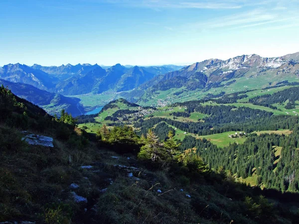 Panorama Alpine Peak Leistchamm Situated Wahlensee Lake Churfirsten Mountain Range — 스톡 사진