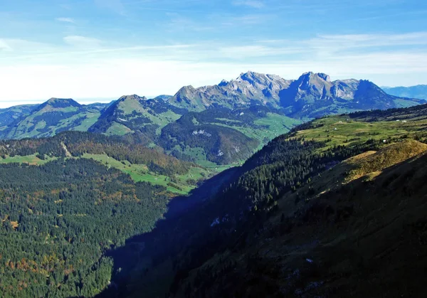 Panorama Desde Pico Alpino Leistchamm Situado Sobre Lago Wahlensee Cordillera —  Fotos de Stock