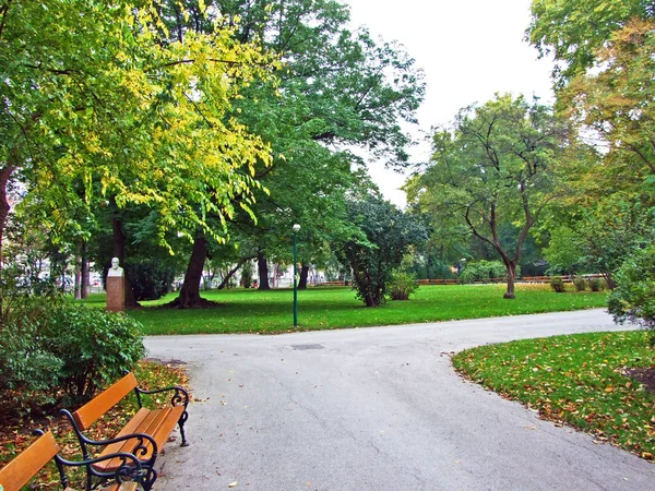 Rathaus Park Rathauspark Wien Viena Áustria — Fotografia de Stock