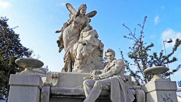 Ferdinand Raimund Heykeli Denkmal Ferdinand Raimund Wien Viyana Avusturya — Stok fotoğraf