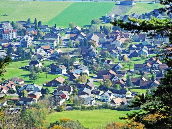 Vesnice Ruthi Nebo Ruethi Úpatí Pohoří Alpstein Údolí Řeky Rýn — Stock fotografie