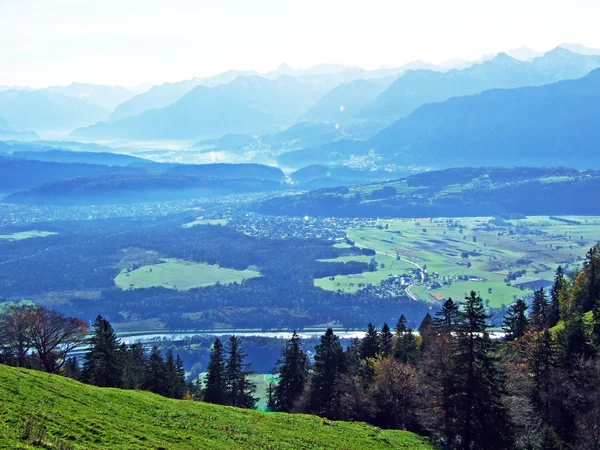 从瑞士圣加仑州Alpstein山脉看莱茵河流域 莱茵塔尔 — 图库照片