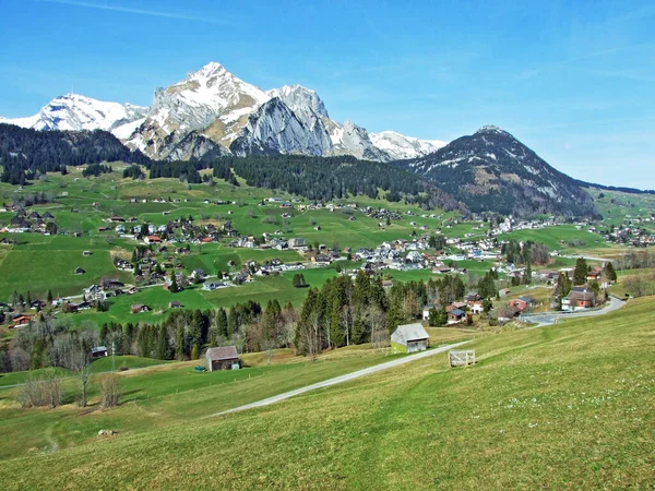 Widok Alpstein Pasma Górskiego Churfirsten Regionie Toggenburg Wildhaus Kanton Gallen — Zdjęcie stockowe