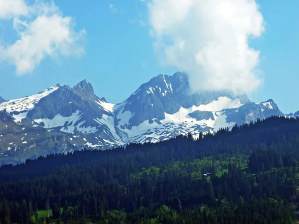 Vista Cordillera Alvier Desde Valle Del Río Rin Rheintal Gams —  Fotos de Stock