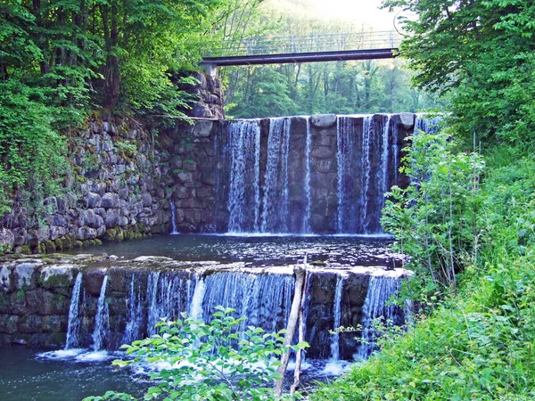 Kunstmatige Watervallen Watervallen Grabserbach Beek Grabs Kanton Gallen Zwitserland — Stockfoto