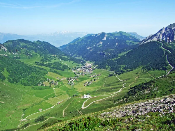 Uitzicht Het Malbuntal Alpendal Het Skidorp Malbun Vanaf Hellingen Van — Stockfoto