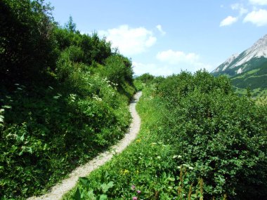 Malbuntal Alp Vadisi 'nde ve Lihtenştayn Alp Dağları' nda Malbun, Lihtenştayn