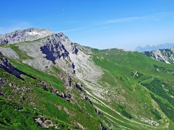 Montagnes Alpines Augstenberg Silberhorn Dessus Vallée Alpine Malbuntal Dans Chaîne — Photo