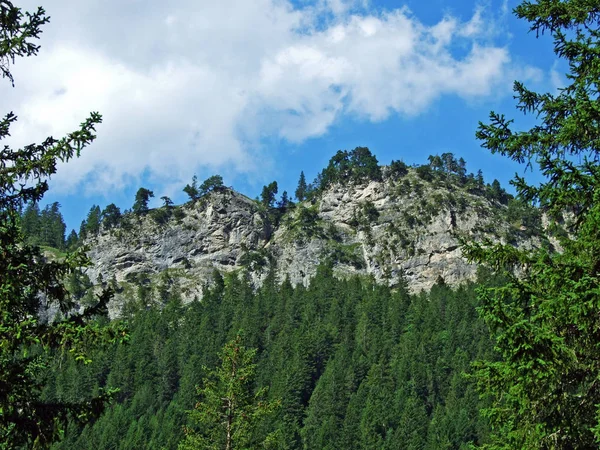 Rocas Piedras Del Macizo Montañoso Los Alpes Liechtenstein Sobre Valle — Foto de Stock