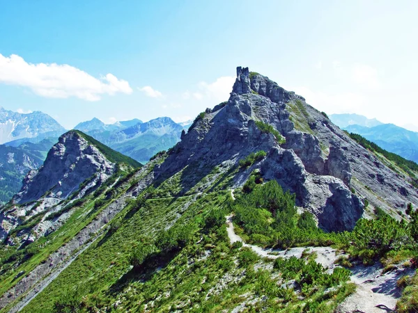 Alpine Berggipfel Drei Kapuziner Und Stachlerkopf Über Dem Saminatal Und — Stockfoto