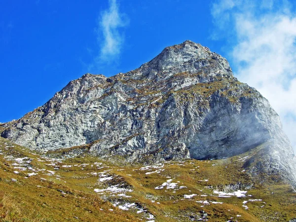 Ratikon Sınır Dağ Kütlesi Veya Ratikon Grenzmassiv Mainfeld Deki Schwarzhorn — Stok fotoğraf