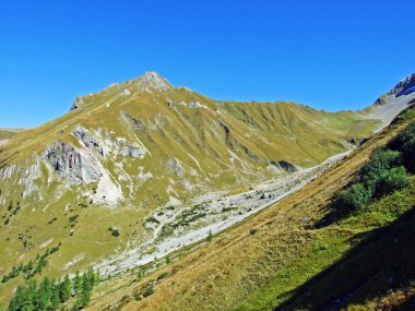 Ratikon sınır dağ kütlesi veya Raetikon Grenzmassiv, Mainfeld - Grisonlar Kantonu (Graubunden veya Graubuenden), İsviçre