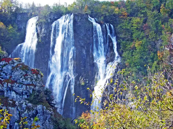 Velký Vodopád Veliki Facka Nebo Facka Plitvica Národní Park Plitvická — Stock fotografie