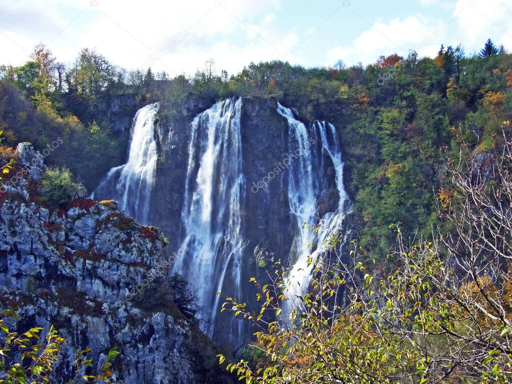 Big waterfall (Veliki slap or Slap Plitvica), Plitvice Lakes National Park or nacionalni park Plitvicka jezera, UNESCO natural world heritage - Plitvica, Croatia (Kroatien / Croazia / Hrvatska)