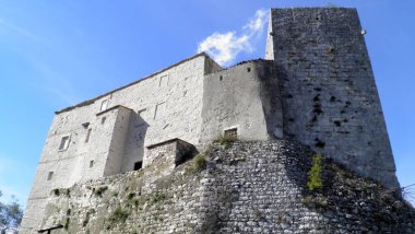 Krsan Kalesi - Hırvatistan (Krsanski kastel ili Stari mezunu Krsan - Istra, Hrvatska)