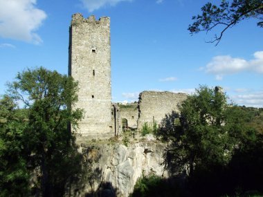 Momjan Kalesi veya Rota Şatosu - Istria, Hırvatistan (Kastel Rota ili Momjanski Kastel, Momjan - Istra, Hrvatska)