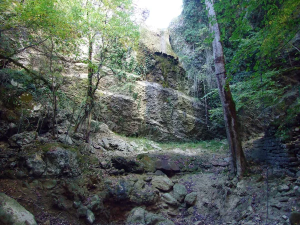 Cachoeira Butori Durante Estação Seca Sem Água Sterna Ístria Croácia — Fotografia de Stock